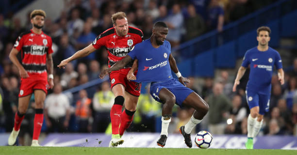 在经历激烈 在经历激烈