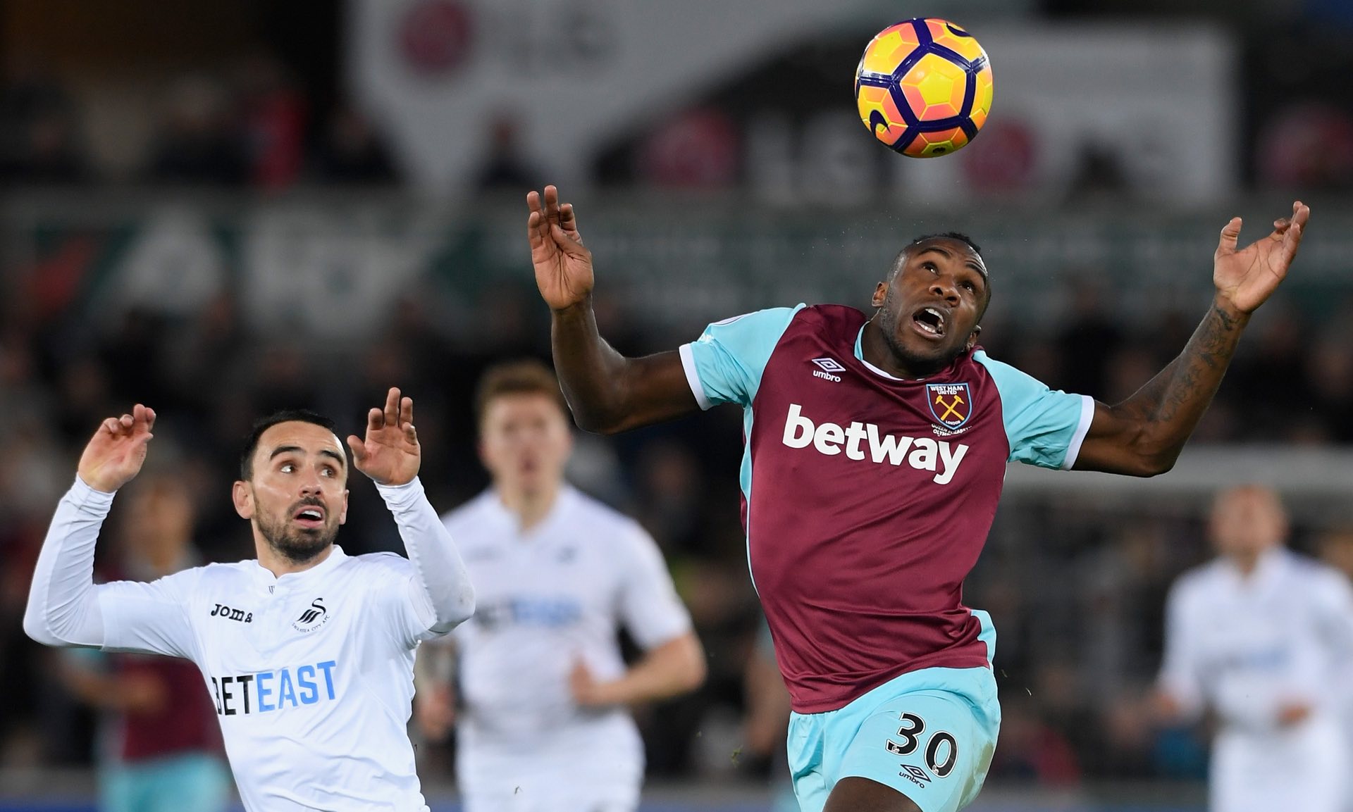 进攻端通过 进攻端通过