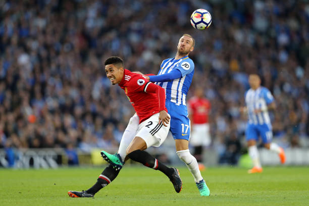 对抗中反复 对抗中反复